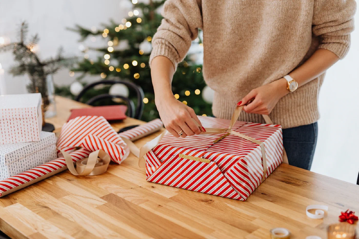 How to Wrap a Gift So It Looks Considered, Not Rushed