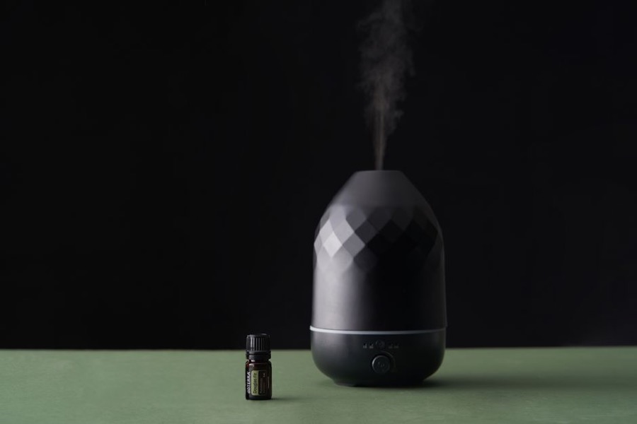 Essential oil diffuser