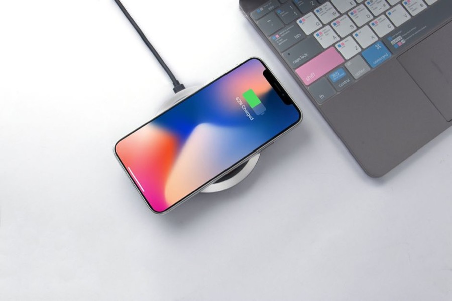 Wireless charging stand